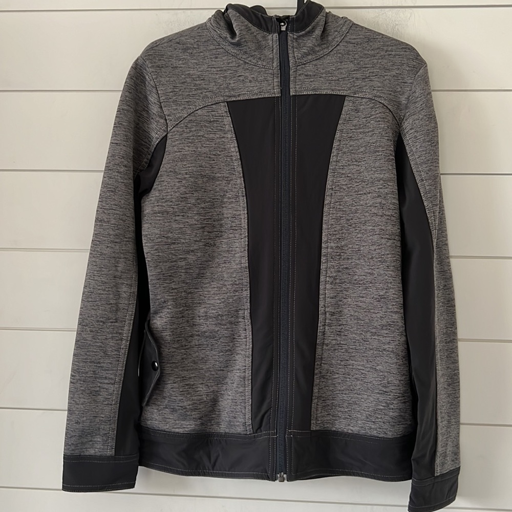KUHL Size XS Mountain Culture Fozza Fleece grey black w/hood